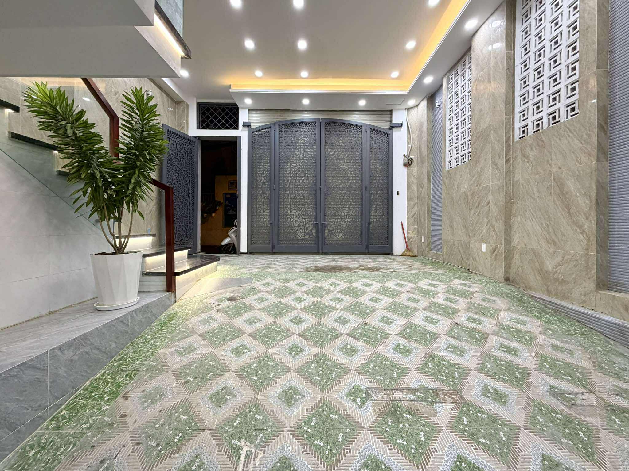 VILLA MẶT TIỀN PHÚ NHUẬN GIÁP NGUYỄN VĂN TRỖI - HẦM + 4 TẦNG THANG MÁY - 18.3 TỶ 16