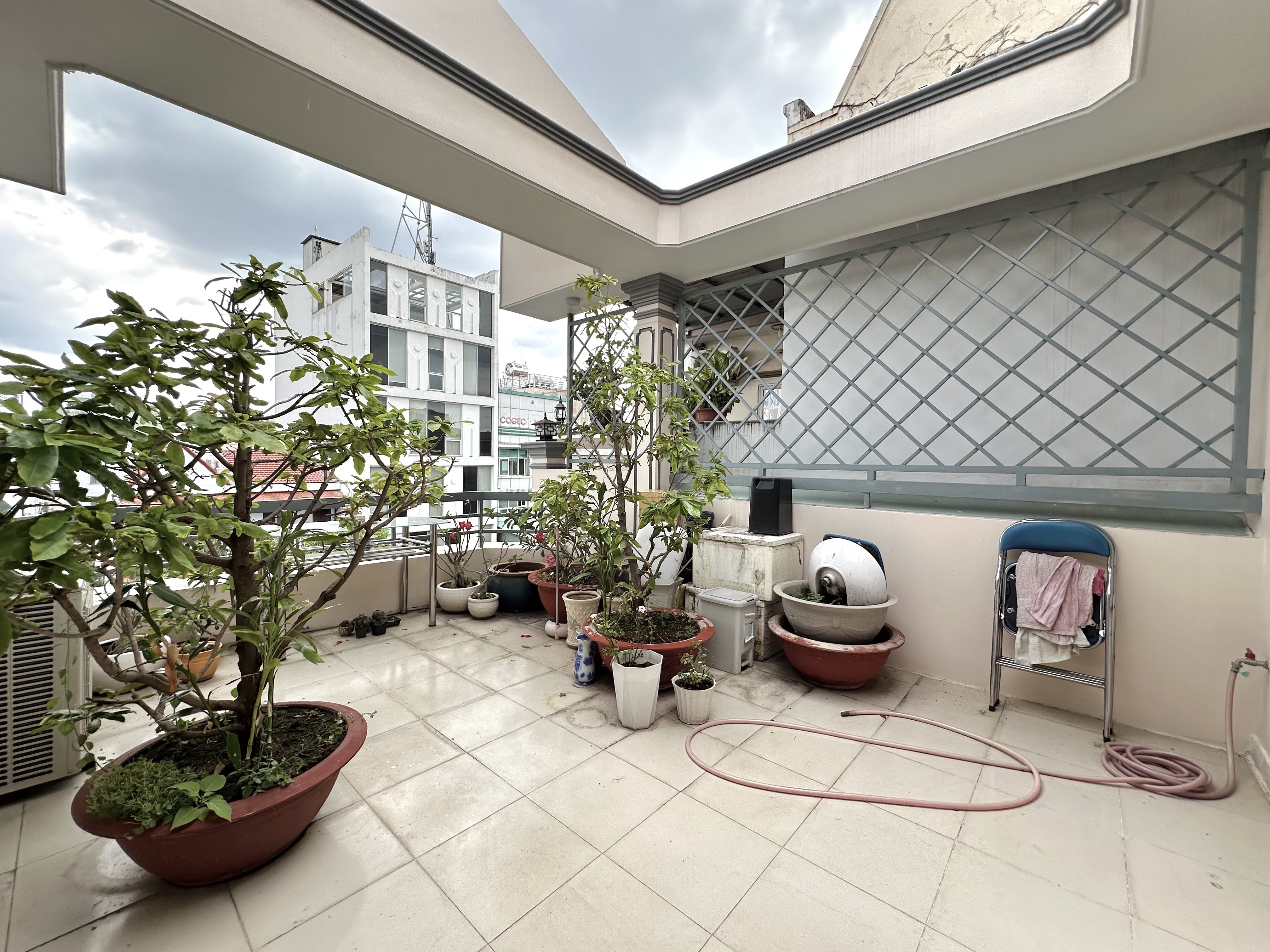 NHÀ ĐẸP 4 TẦNG KIÊN CỐ MẶT TIỀN VŨ NGỌC PHAN - 74m2 4 PN - BANK ĐỊNH GIÁ 15 TỶ 17