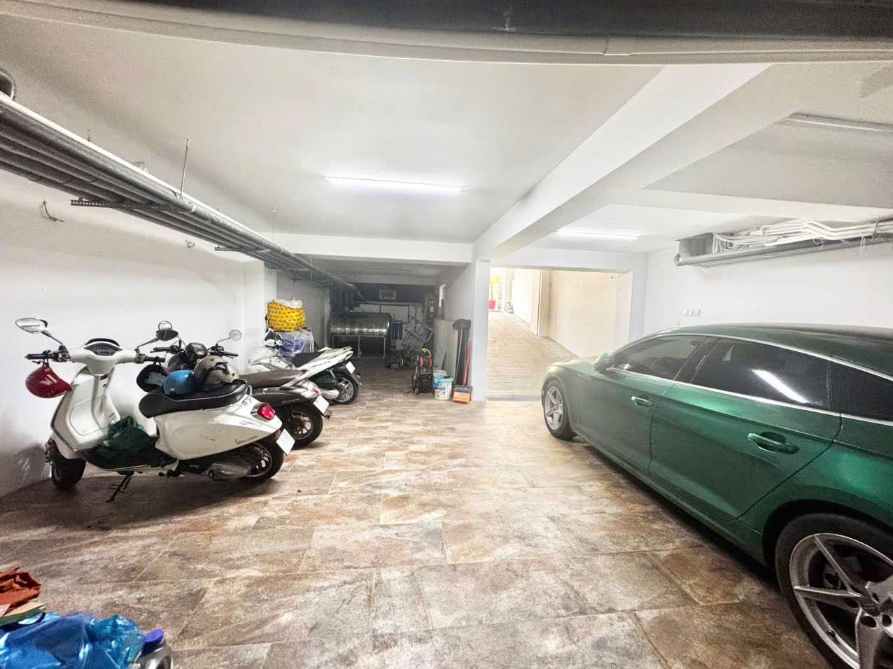 ĐỊNH CƯ GẤP BÁN NÊN GIẢM SỐC 17 TỶ - TOÀ NHÀ 3 MẶT TIỀN LÊ QUANG ĐỊNH 2