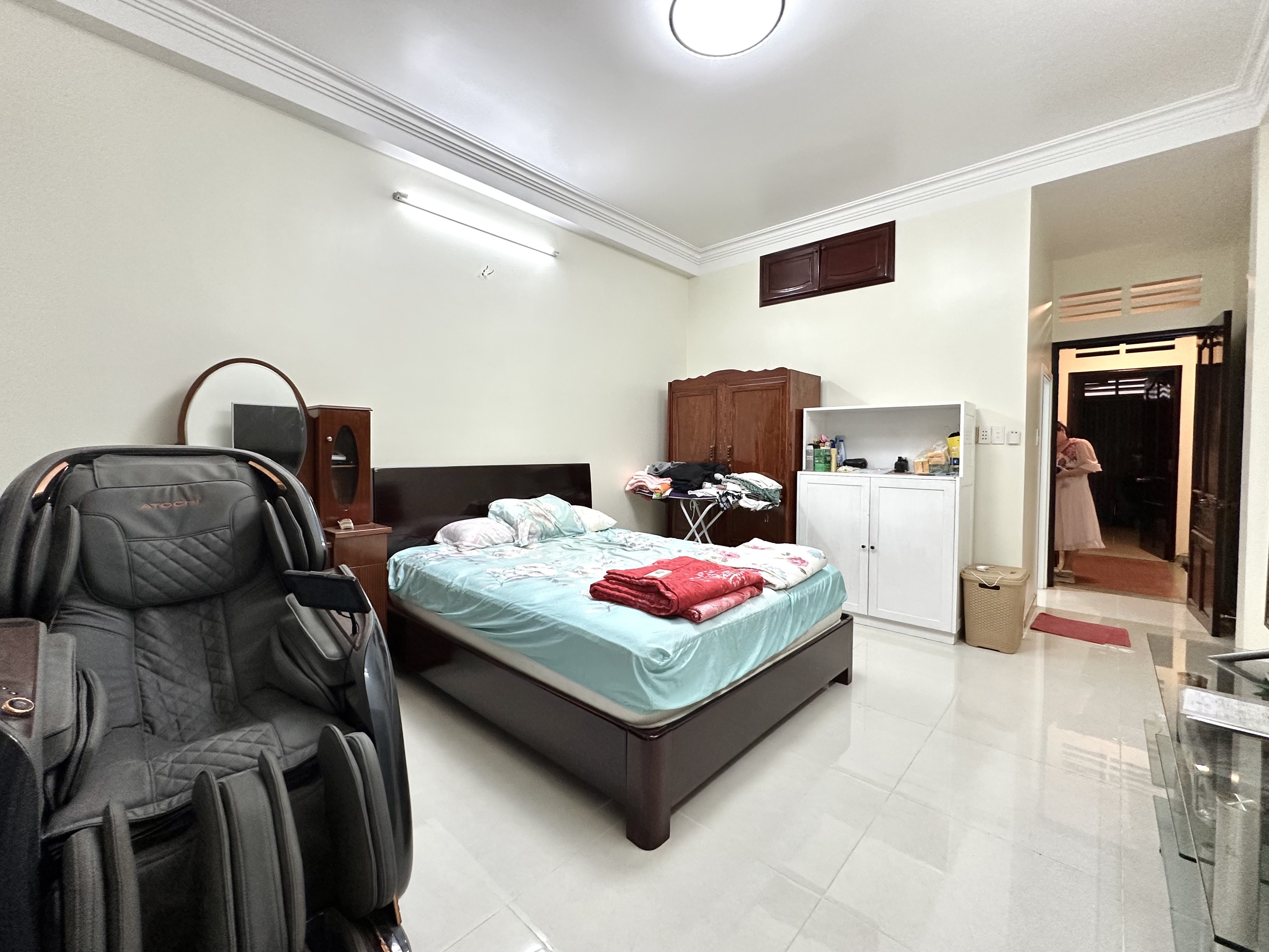 NHÀ ĐẸP 4 TẦNG KIÊN CỐ MẶT TIỀN VŨ NGỌC PHAN - 74m2 4 PN - BANK ĐỊNH GIÁ 15 TỶ 10