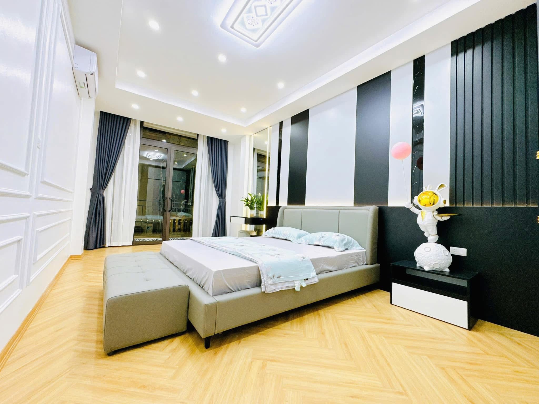 BÁN NHÀ TRẦN DUY HƯNG CẦU GIẤY 6 TẦNG MỚI THANG MÁY NGÕ THÔNG KINH DOANH 50M 17,5 tỷ 4