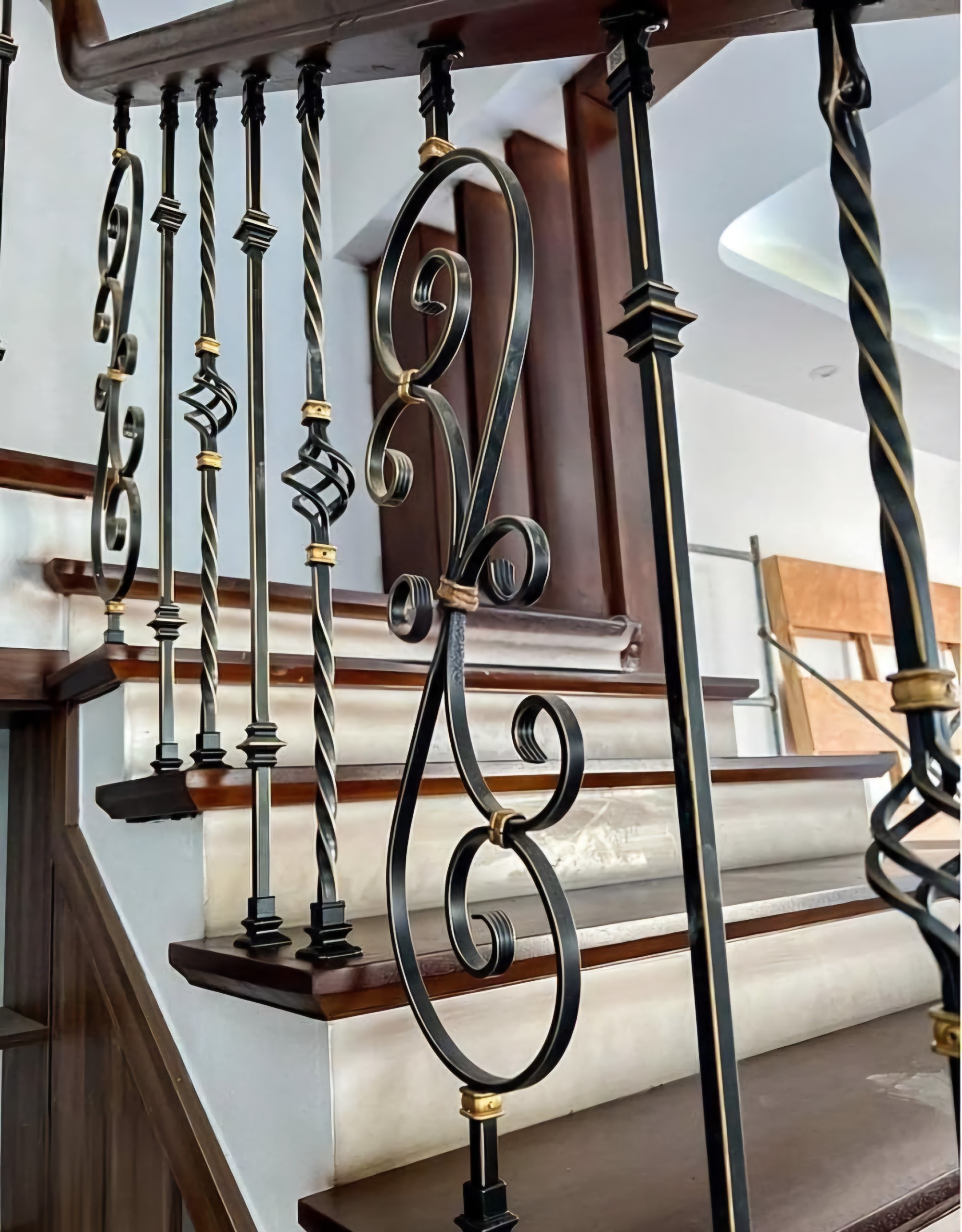 Cho thuê Nhà mới , thang máy,vỉa hè, 120m2- 4T, Hoàng Quốc Việt_45 Tr 2