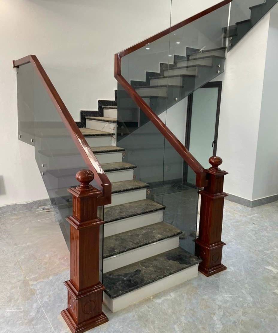 Tôi cần cho thuê nhà mới, lô góc ,vỉa hè, 117m2- 4T, Hoàng Cầu_44 Tr 3