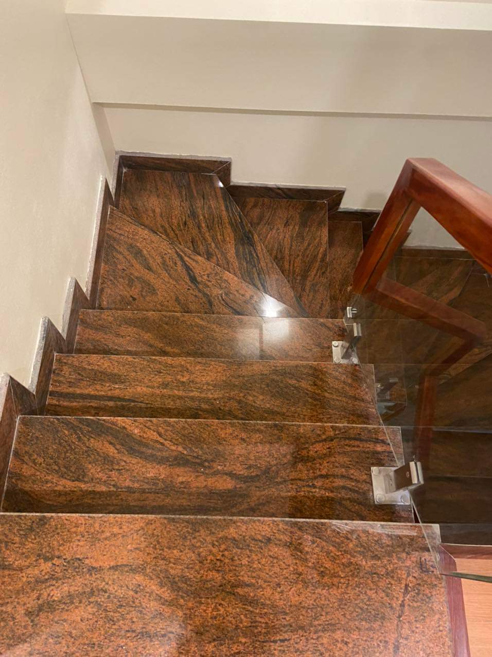 Mình cho thuê nhà đẹp, căn góc, Nguyễn Thị Định, 97m2x 4T vỉa hè 29 Tr 3