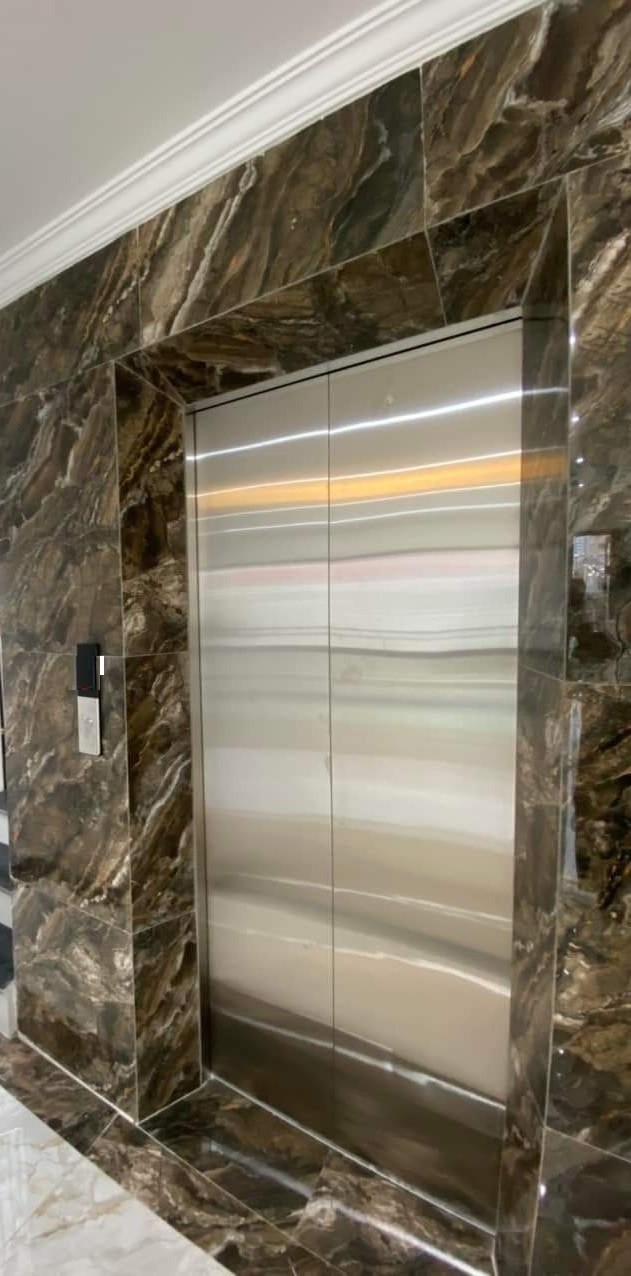 Cho thuê nhà mới, hai mặt tiền, 96m2_ 4T; vỉa hè, Trần Nhân Tông-30 Tr 3