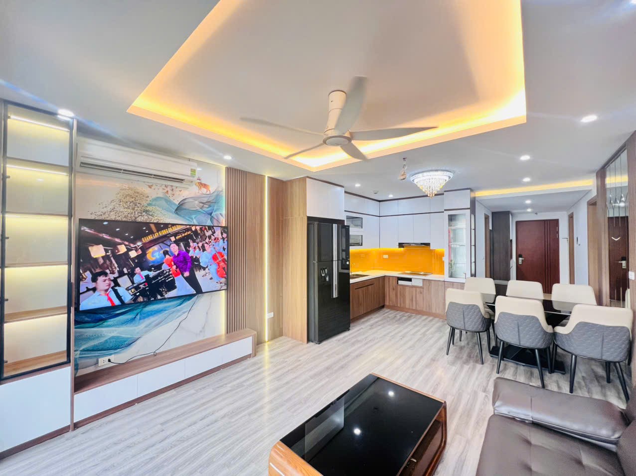 Bán nhanh căn hộ 3 ngủ Thống Nhất Complex dt 90m2, giá tốt 4