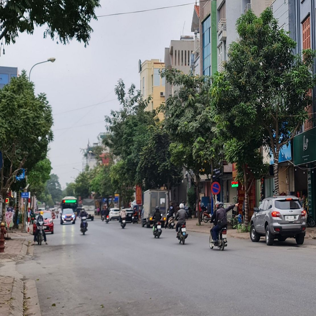 Đất trung tâm Trâu Quỳ, Gia Lâm. 44m2, chỉ 6 tỷ. Lh 0989894845 Tôi có lô đất diện tích 44m2 với khu 3