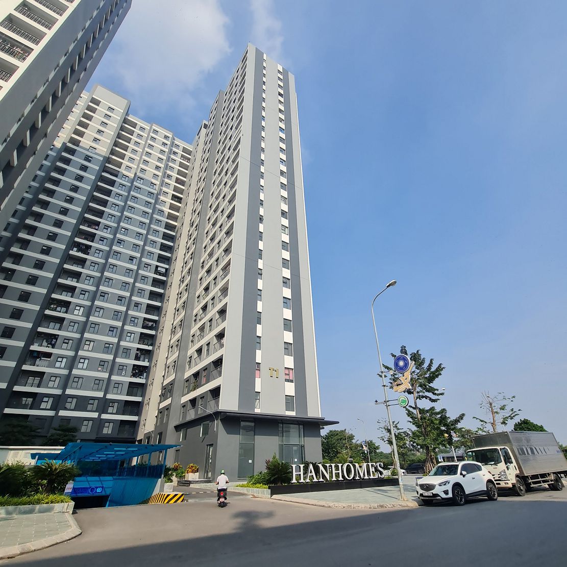 56m2 đất trung tâm Trâu Quỳ, Gia Lâm. Mt 4,4m, vuông vắn. 7 chỗ vào nhà giá tốt. Lh 0989894845 Bán 3