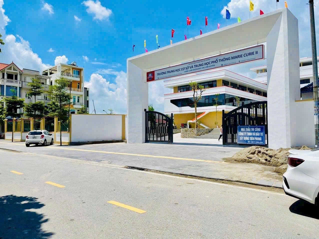 Bán đất lô góc ngõ 293 Nguyễn Lương Bằng, ph Thanh Bình, TP HD, 67.5m2, mt 4m, ngõ oto 2