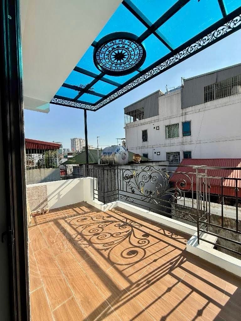 Bán nhà siêu đẹp, có thang máy, ô tô tránh phố Cầu Giấy, nhà 7t x 43m Giá nhỉnh 13 tỷ 6