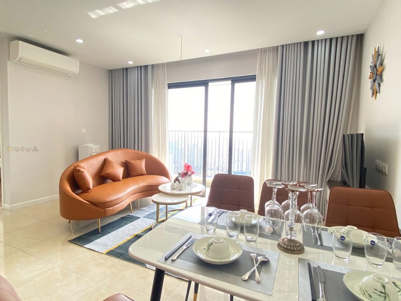 VINHOMES D'CAPITALE - Bán căn hộ VIEW HỒ 2PN, 83m2 tại C7, giá tốt