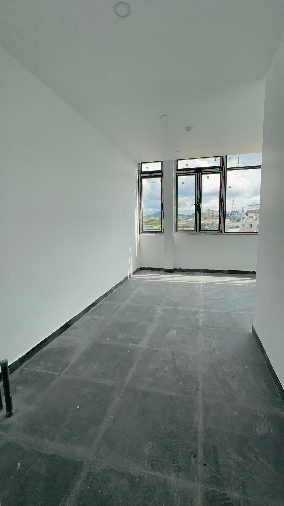 Cần Bán Nhà Trọ 9 Phòng Mới Xây Đường Võ Trường Toản – Đà Lạt Gía Chỉ 5 Tỷ 4