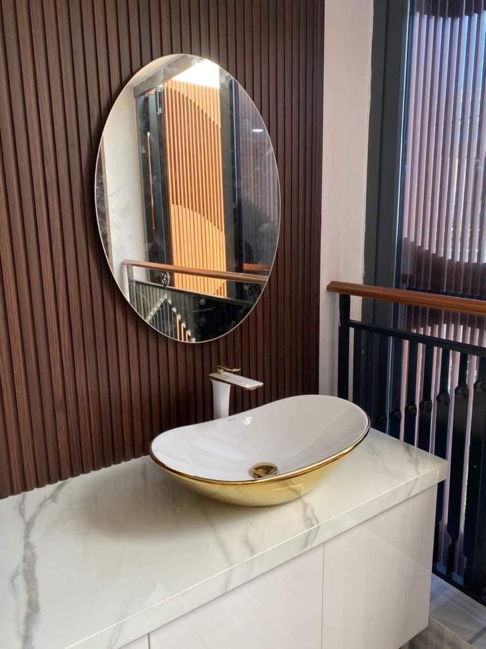 Cho thuê nhà, Nguyễn Du, THANG MÁY, pccc, Vỉa hè; 849m2* 9T- 231 Tr 2