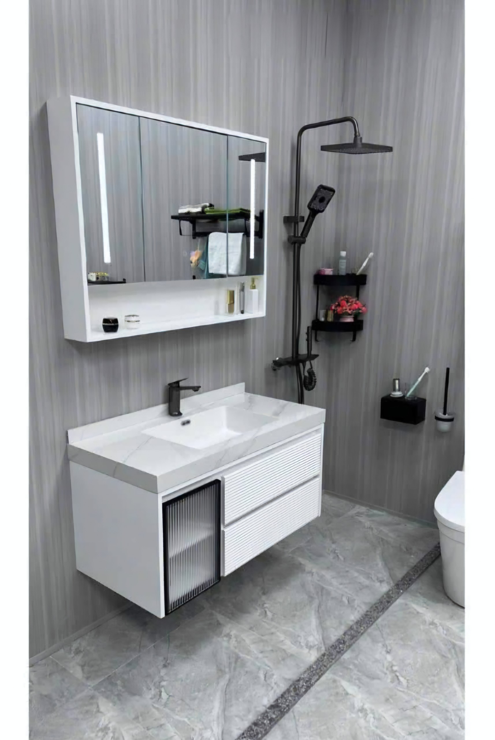 Cho thuê nhà lô góc, mới, Mai Hắc Đế, thang máy; vỉa hè 116m2* 5T- 47 Tr 3