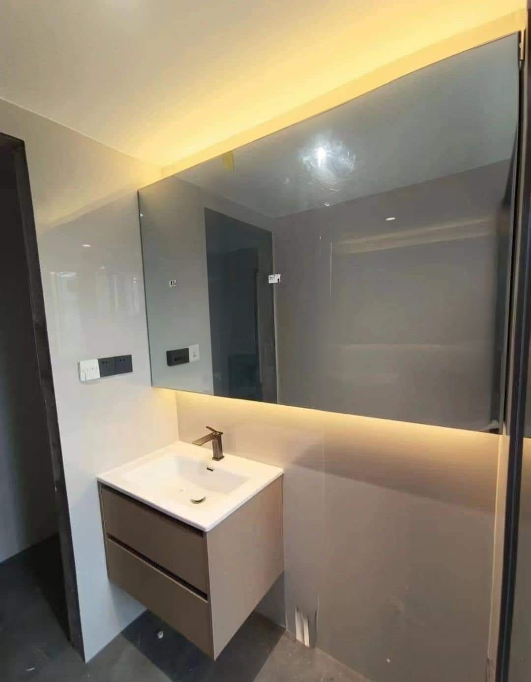 Hot! Mình cho thuê nhà mới, căn góc, Thái Hà; vỉa hè 118m2* 5T- 44 Tr 2