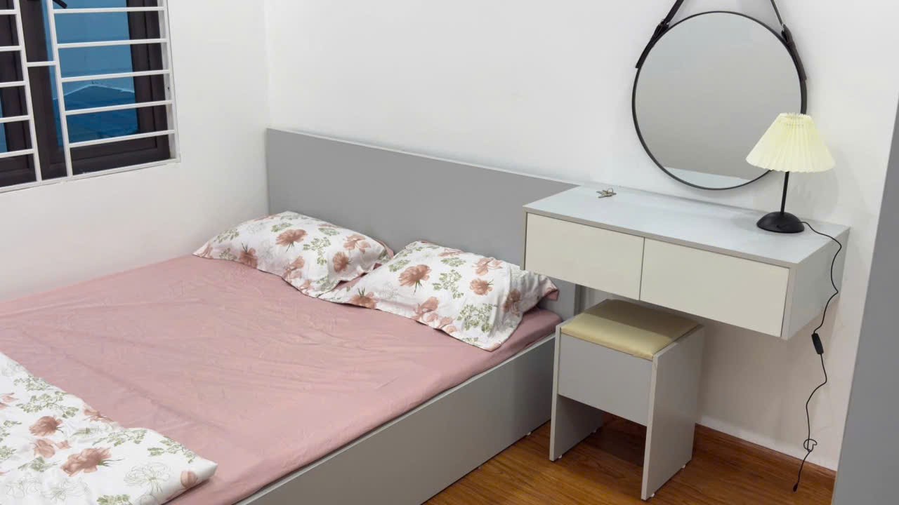 Cho thuê nhà mặt ngõ 5 Hoàng Sâm Cầu Giấy 42m x 4T giá 20tr NHÀ MỚI - ĐỦ ĐỒ 4