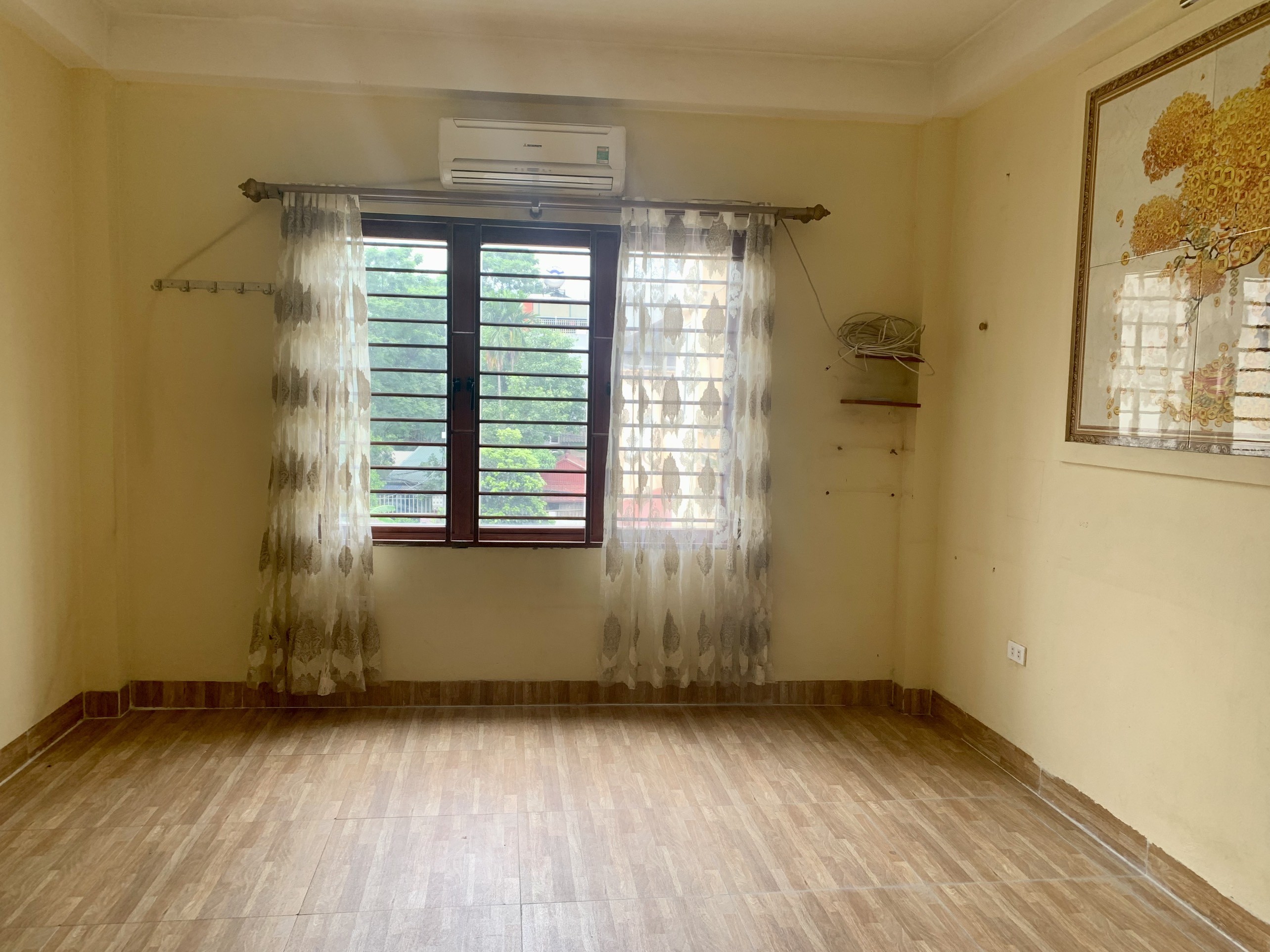 Chính chủ cho thuê nhà riêng 5 phòng ngủ tại Định Công Hạ