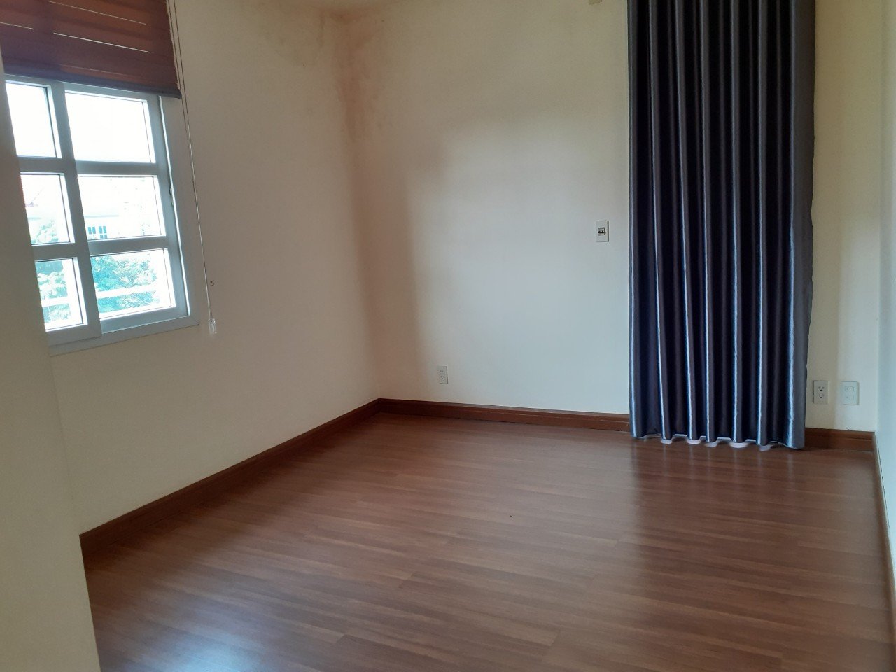 21.11.25.1 Cho thuê biệt thự Splendora rộng thênh thang có thể làm văn phòng, kinh doanh, xuất 5