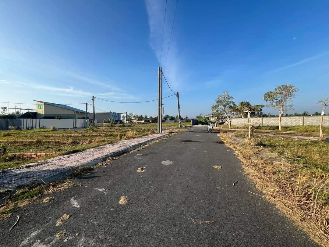 Đất nền 111m2 kdc Tân Lân 5 Hiệp Chủ cần bán gấp 900tr giá đầu tư