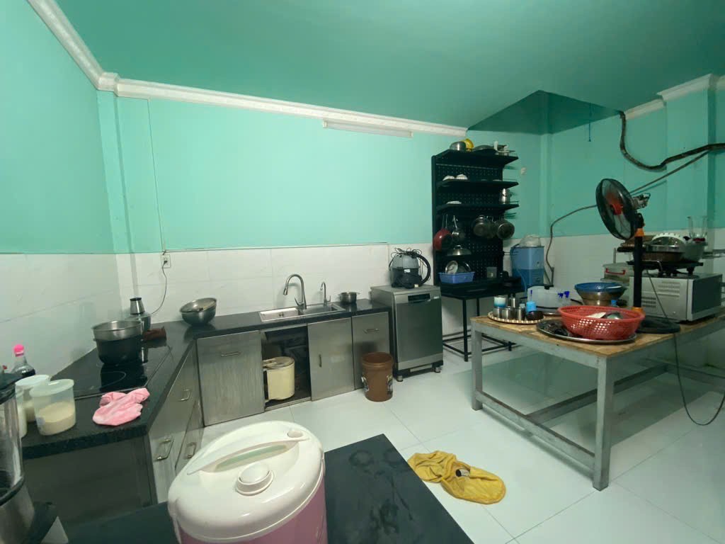 Bán nhà mặt phố tại Phường Thới An, Q12, Hồ Chí Minh, giá siêu hời 9,8 tỷ, 109m2 2