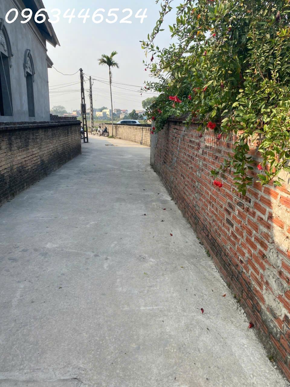 Bán gấp giá rẻ Giải Phóng 32m, 1.5 tầng, mặt tiền 4.5m, 800 triệu, HM.Mô tả:+ Thông tin thật