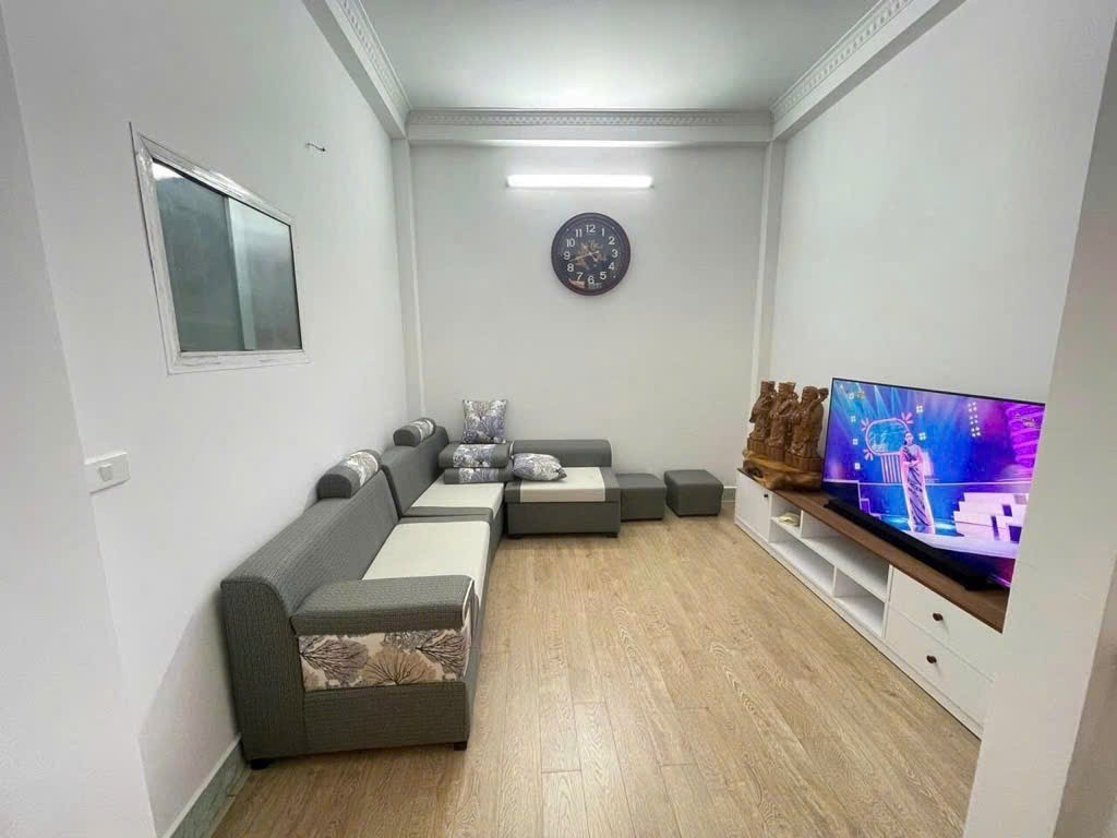 Bán gấp giá rẻ Linh Quang 48m, tầng 3, mặt tiền 4m, 1.9 tỷ, Đống Đa.