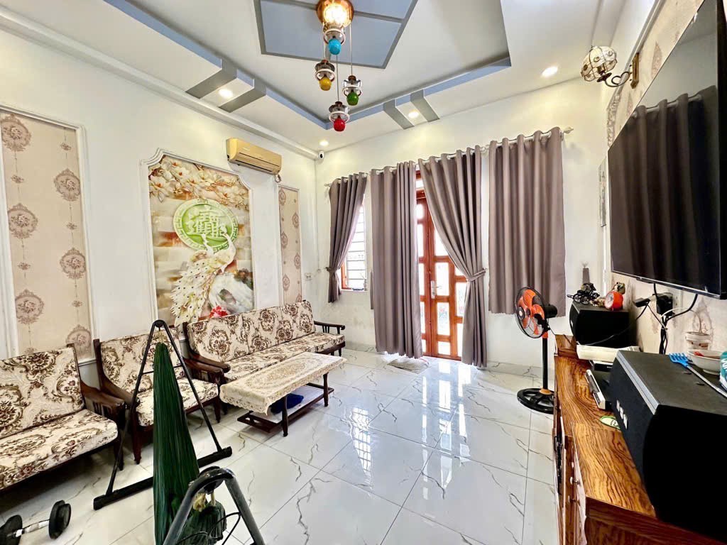 BÁN GẤP NHÀ 4 TẦNG 61M2 HIỆP THÀNH 45, QUẬN 12 – CHỈ 5 TỶ CHỐT NGAY 3