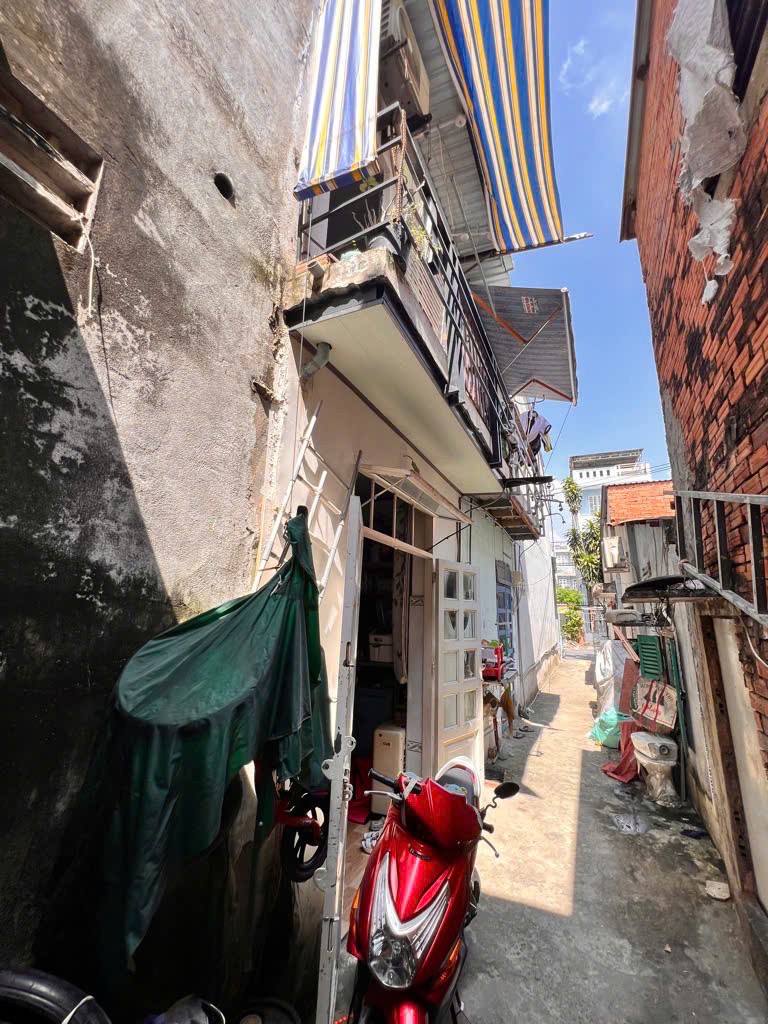 Giảm thêm sâu 100tr bán gấp nhà 2 tầng (4.2x30) Mặt Tiền Thới An 20, Q12 chỉ còn 6₫ 5