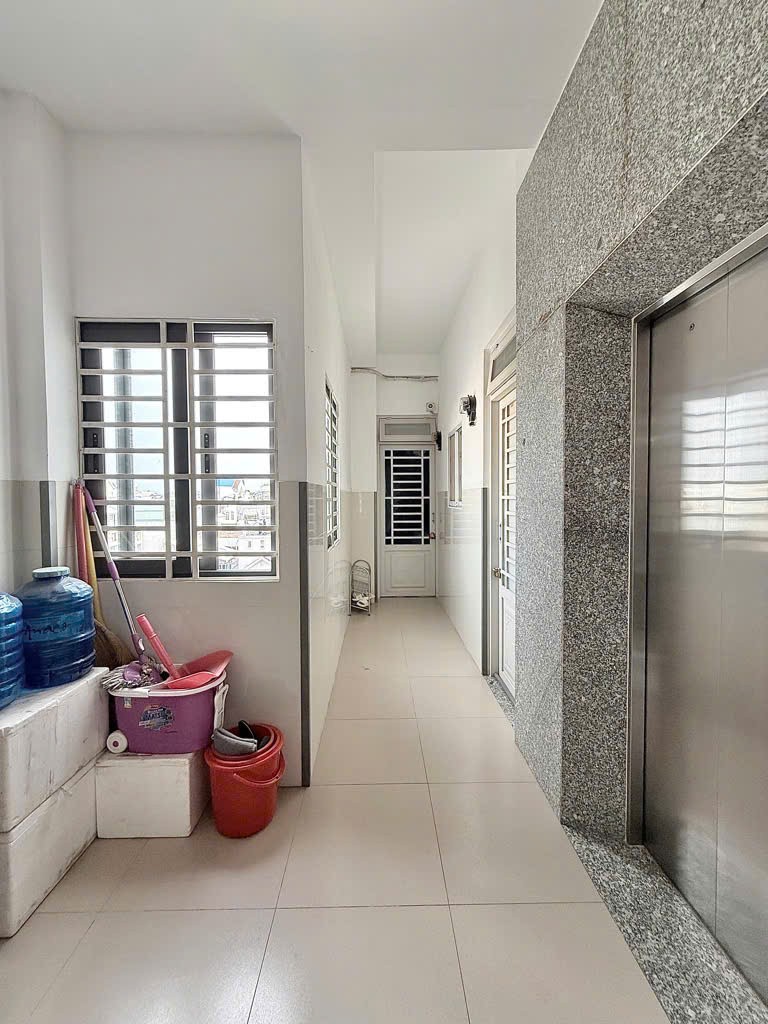 TOÀ NHÀ CHDV 6 TẦNG 19 PHÒNG (6.5x23) DOANH THU TRÊN 1TỶ/1 NĂM 4