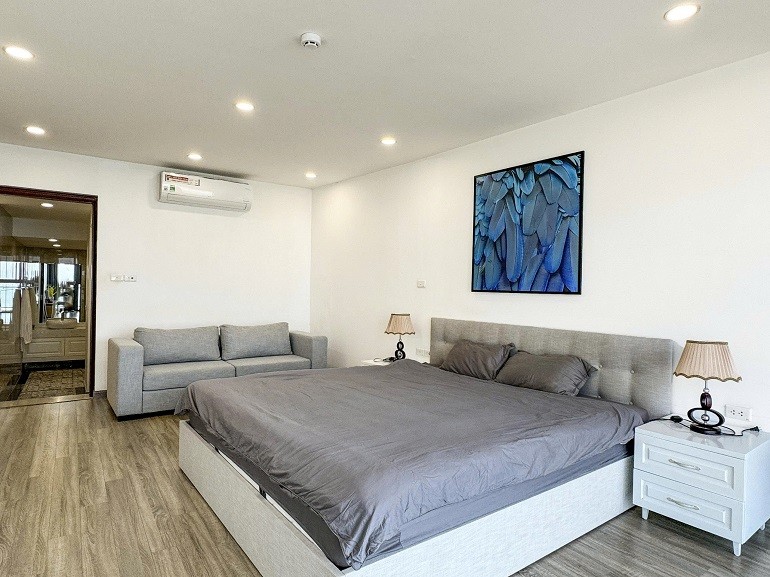 Cho thuê Căn hộ chung cư đường Xuân Diệu, Phường Quảng An, Diện tích 200m², Giá 52 Triệu/tháng 8