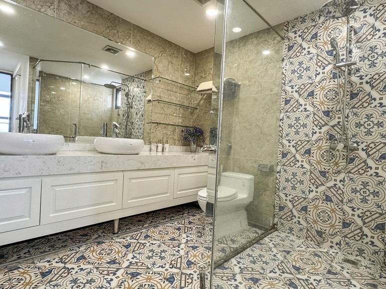 Cho thuê Căn hộ chung cư đường Xuân Diệu, Phường Quảng An, Diện tích 200m², Giá 52 Triệu/tháng 10