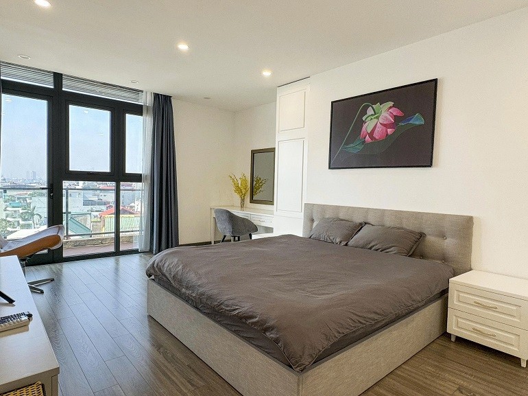 Cho thuê Căn hộ chung cư đường Xuân Diệu, Phường Quảng An, Diện tích 200m², Giá 52 Triệu/tháng 11