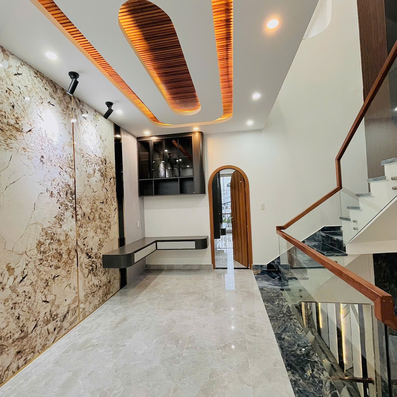 BÁN NHÀ  3 TẦNG ĐƯỜNG  BÀU CẦU 27 HOÀ XUÂN,ĐÀ NẴNG 3