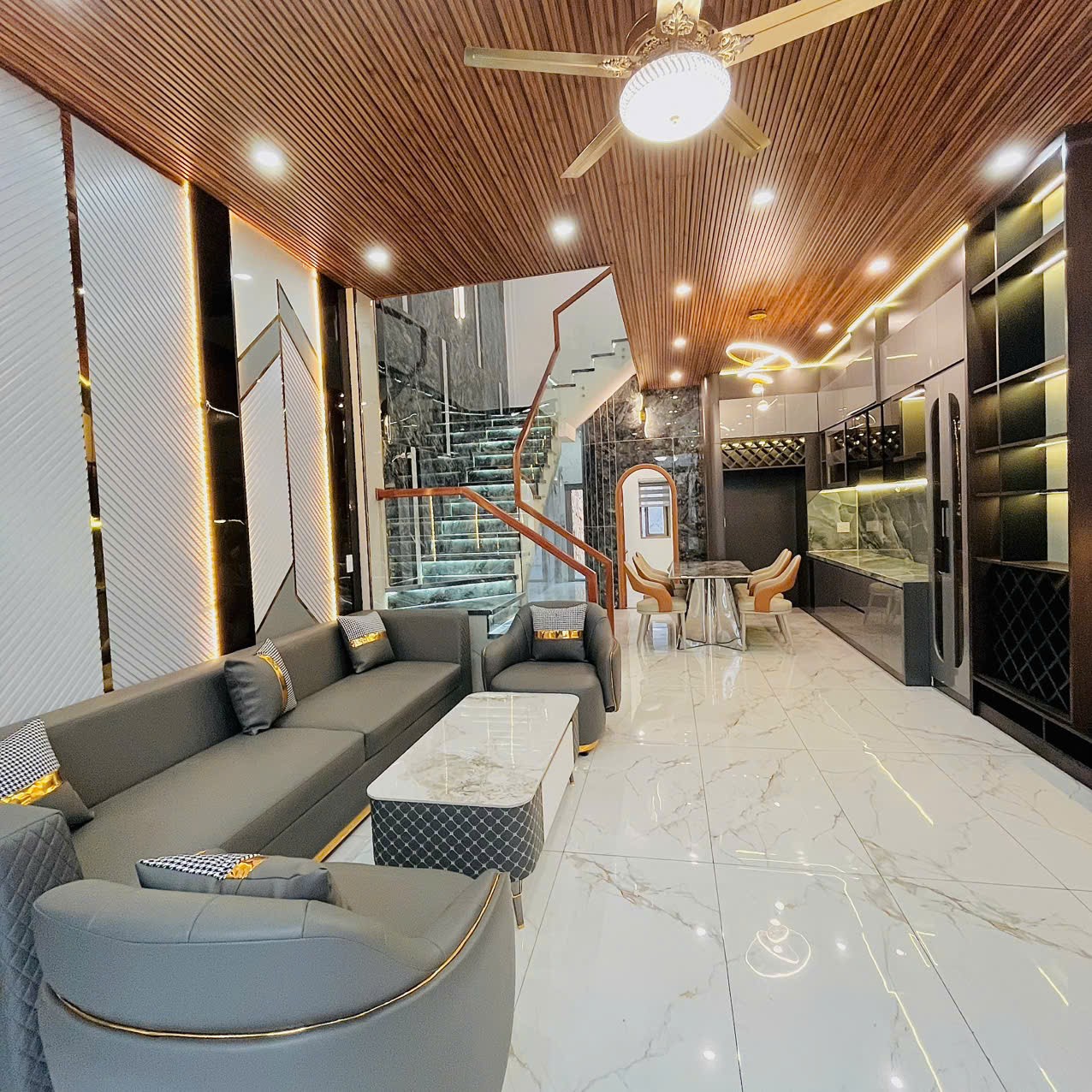 BÁN NHÀ  3 TẦNG ĐƯỜNG  BÀU CẦU 27 HOÀ XUÂN,ĐÀ NẴNG 5