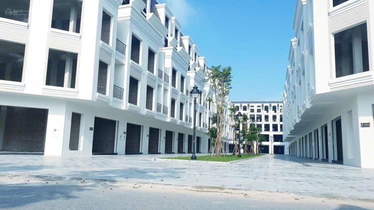 BÁN NHÀ LIỀN KỀ HINODE DI TRẠCH – VỊ TRÍ TRUNG TÂM, GIÁ 16TỶ LH: 0931982626