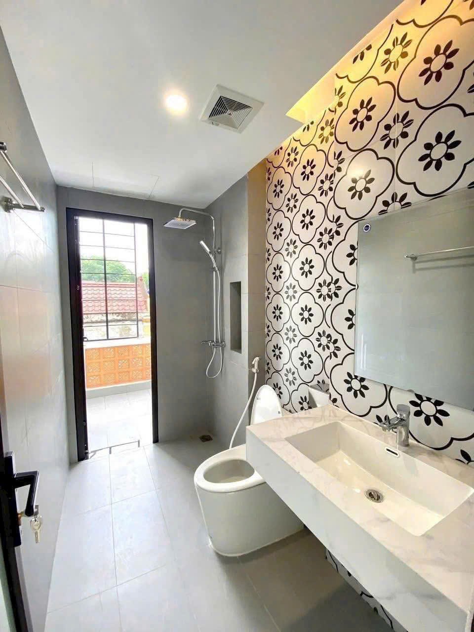 CHÍNH CHỦ BÁN CĂN NHÀ MỚI TINH 4 TẦNG - TẠI XÃ PHÚC THỊNH 4