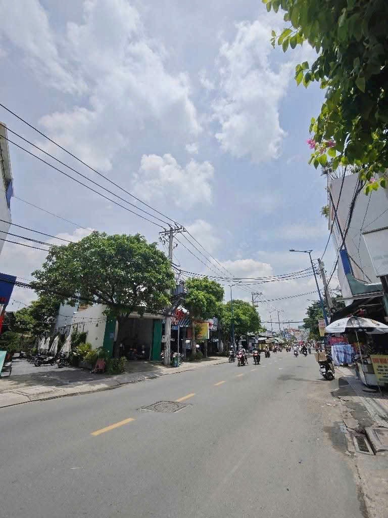 NHÀ (5x30) MẶT TIỀN TRƯƠNG THỊ HOA, Q12  VỊ TRÍ VIP DÒNG TIỀN 20TR/THÁNG! 5