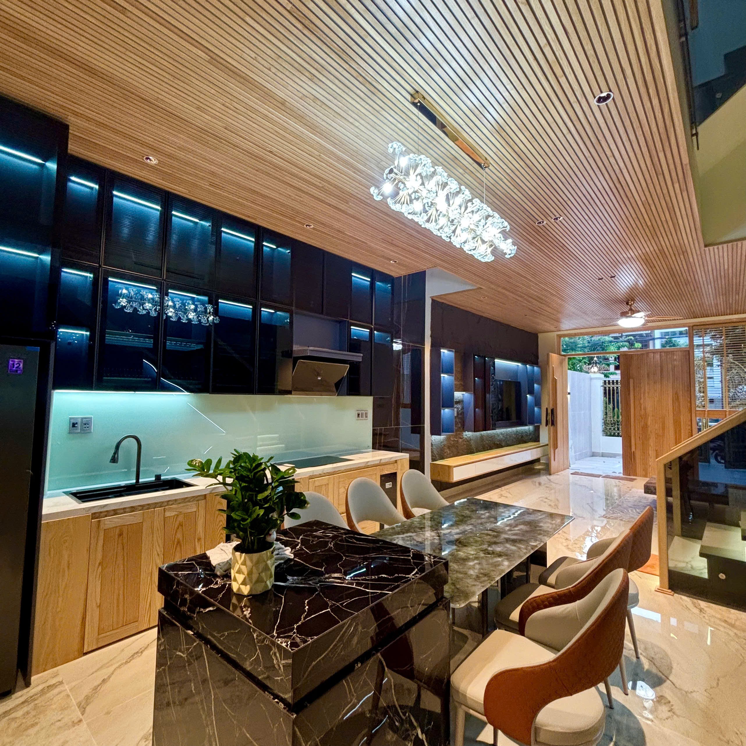 BÁN NHÀ 3 TẦNG HIỆN ĐẠI ĐƯỜNG THANH LƯƠNG 19 ,HOÀ XUÂN, ĐÀ NẴNG 5