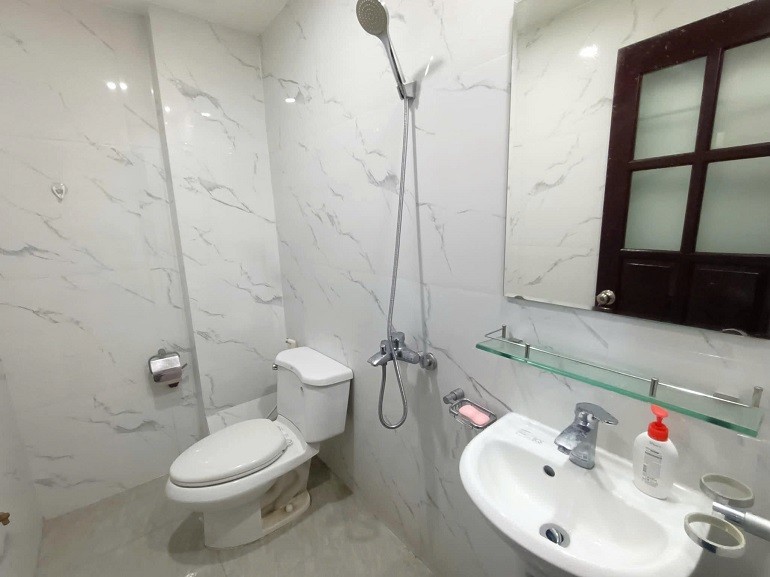 Cho thuê Căn hộ chung cư đường Lạc Long Quân, Phường Xuân La, Diện tích 40m², Giá 6.2 Triệu/tháng 9