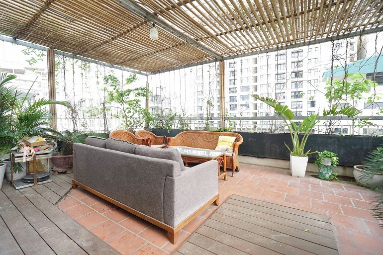 Cho thuê Căn hộ chung cư đường Đặng Thai Mai, Phường Quảng An, Diện tích 192m², Giá 36 Triệu/tháng 2