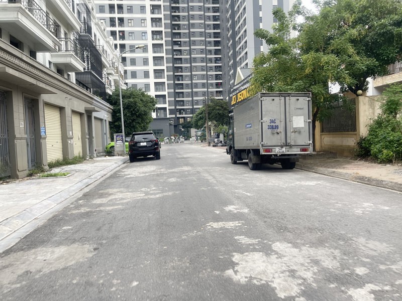 Cần bán 247m2 đất biệt thự 31ha Trâu Quỳ, Gia Lâm. Đường 13m, view hồ điều hòa 4