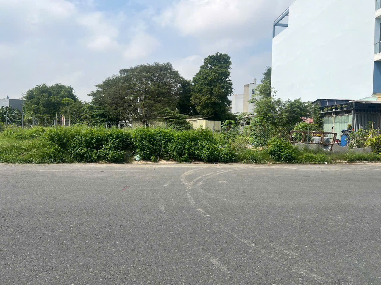 LÔ GÓC (13x30) 2MT ĐẸP HUỲNH THỊ NA (CÁCH MT 50M) GẦN HIỆP THÀNH, Q12 CHỈ 12.5 TỶ 2