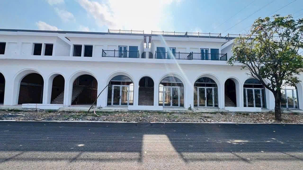 Chỉ từ 7 tỷ có ngay nhà 3 tầng 1 lửng cạnh Sun Group Nha Trang/trung tâm hành chính mới