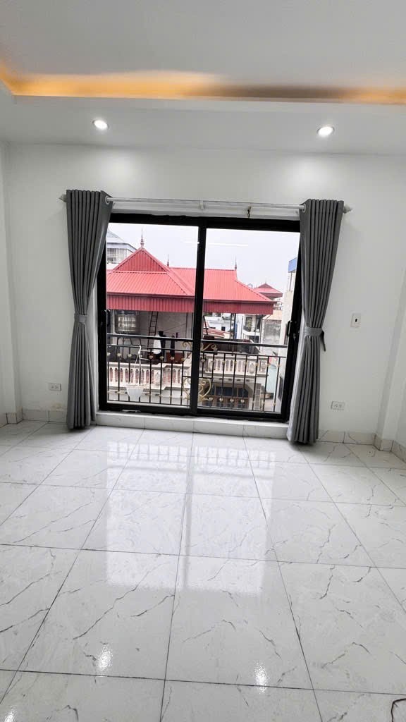 LK ĐẤU GIÁ QUANG LÃM 47M NHỈNH 10 TỶ _7 TẦNG THANG MÁY _ÔTÔ VÀO NHÀ_ MT KHỦNG 4