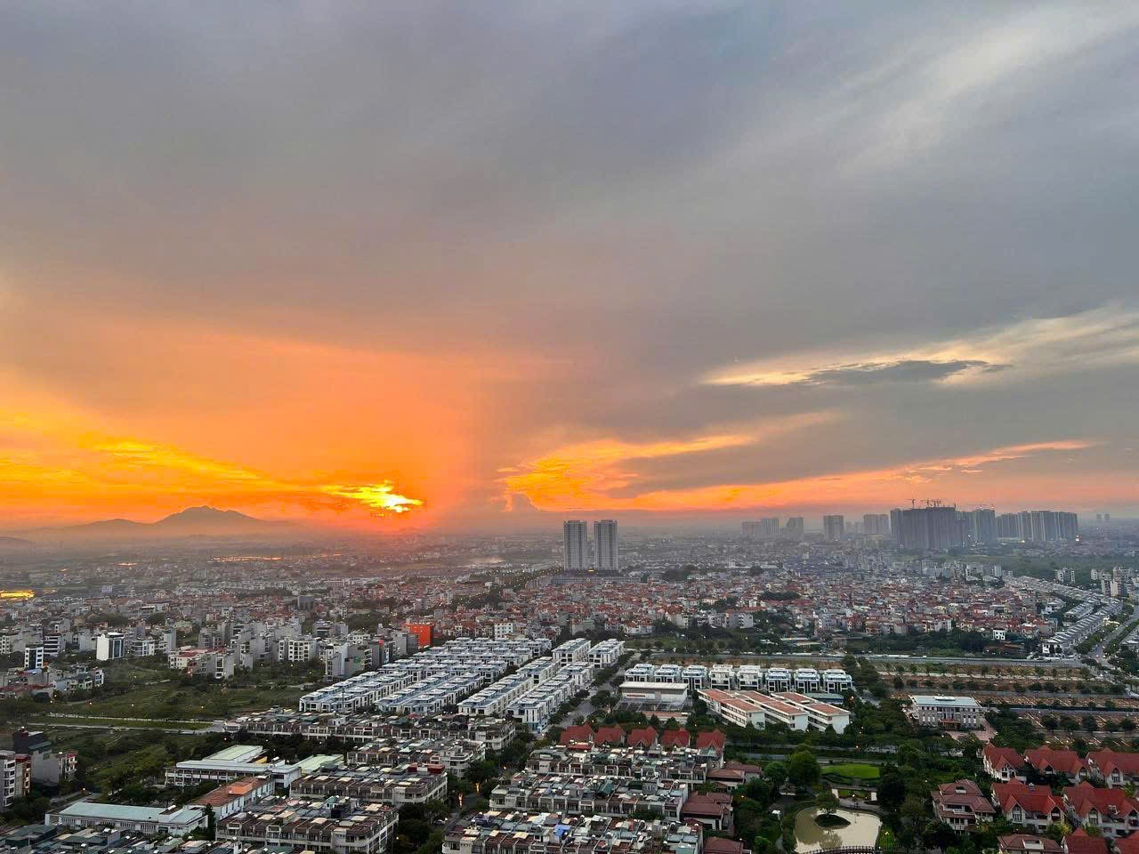 SIÊU PHẨM 2N 2VS TERA AN HƯNG ,FULL NỘI THẤT VÀ ĐỒ ĐIỆN TỬ GIÁ 6,7 TỶ 2