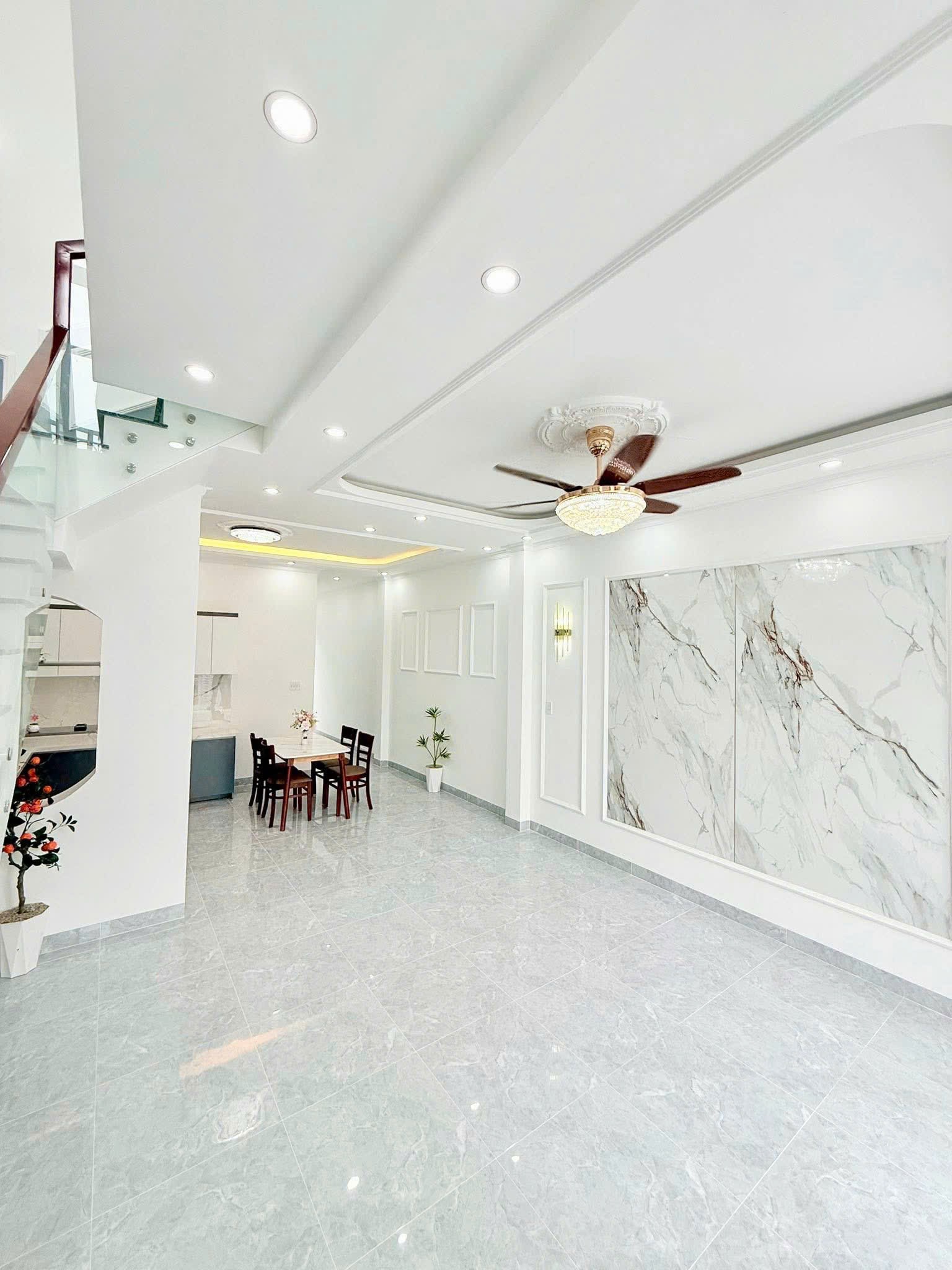 BÁN BIỆT THỰ MÁI THÁI CỔ ĐIỂN PHƯỜNG BẮC NHA TRANG. 2