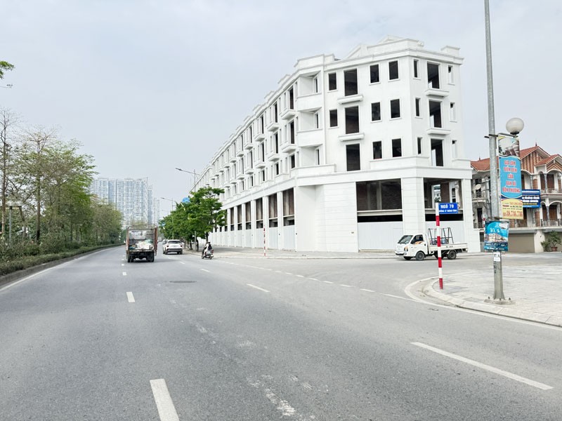 SIÊU GÓC 3 MẶT ĐƯỜNG! Shophouse 6 Tầng 179,9m2 Mặt Phố Lý Thánh Tông - Kết nối thẳng Vin 1 3