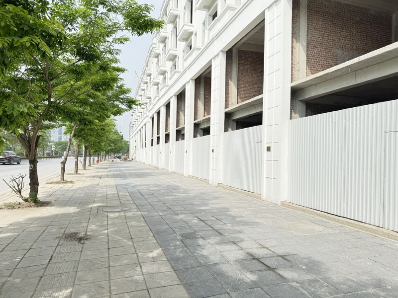 SIÊU GÓC 3 MẶT ĐƯỜNG! Shophouse 6 Tầng 179,9m2 Mặt Phố Lý Thánh Tông - Kết nối thẳng Vin 1 5