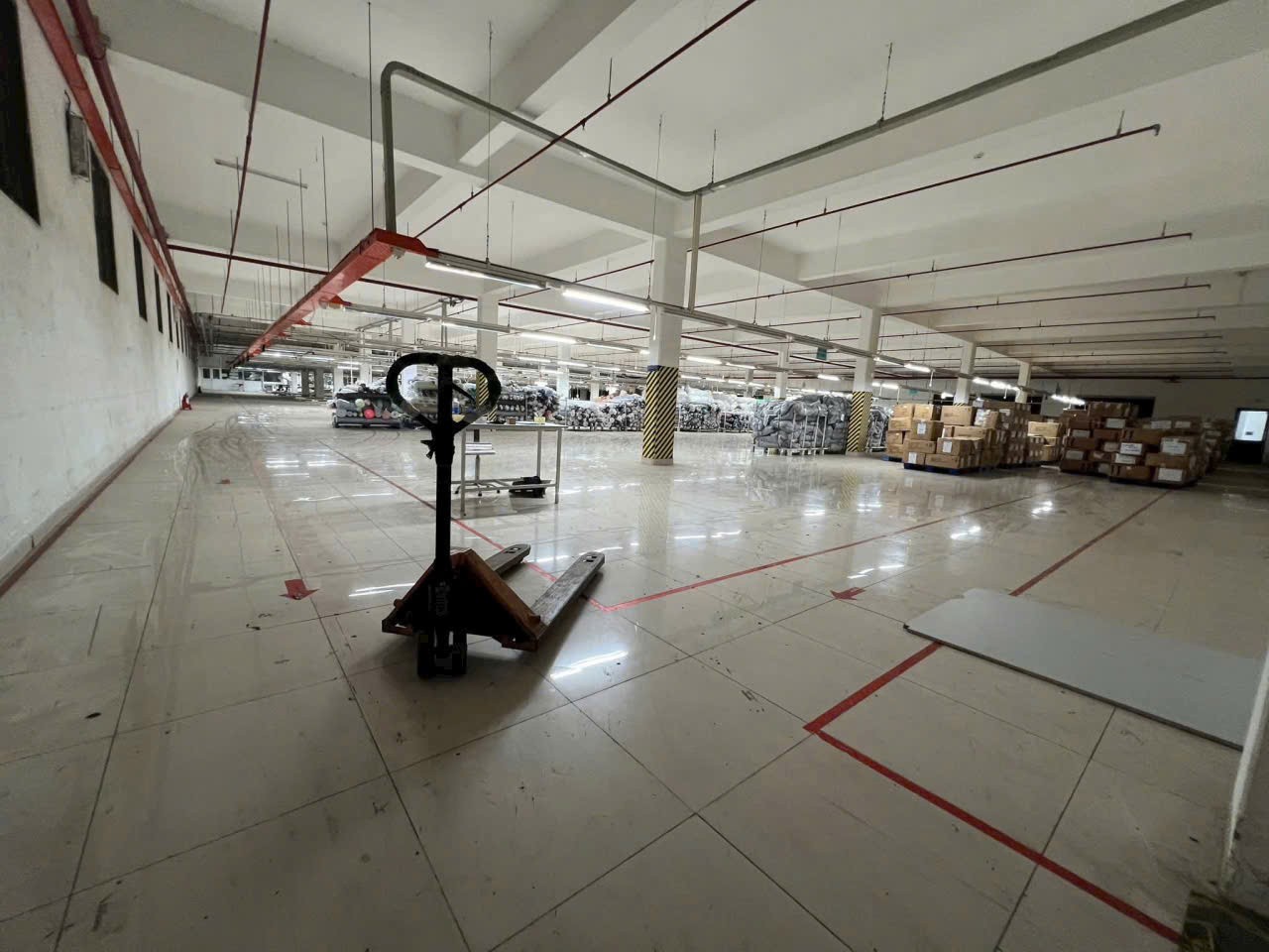 Cho thuê Kho - Nhà xưởng Phường Linh Trung, Thủ Đức, Diện tích 1700m², Giá Thương lượng 3