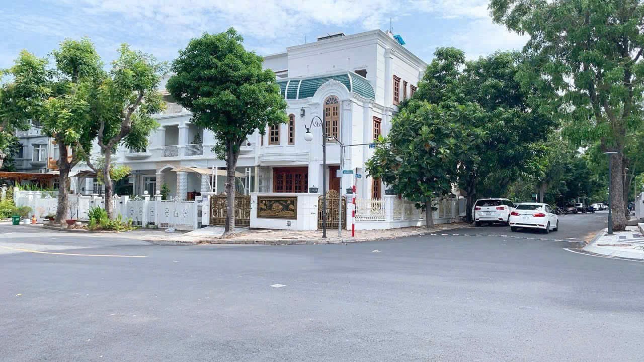 Cần bán Biệt thự Phường Phú Mỹ, Quận 7, Diện tích 126m², Giá 041.5 Tỷ 2